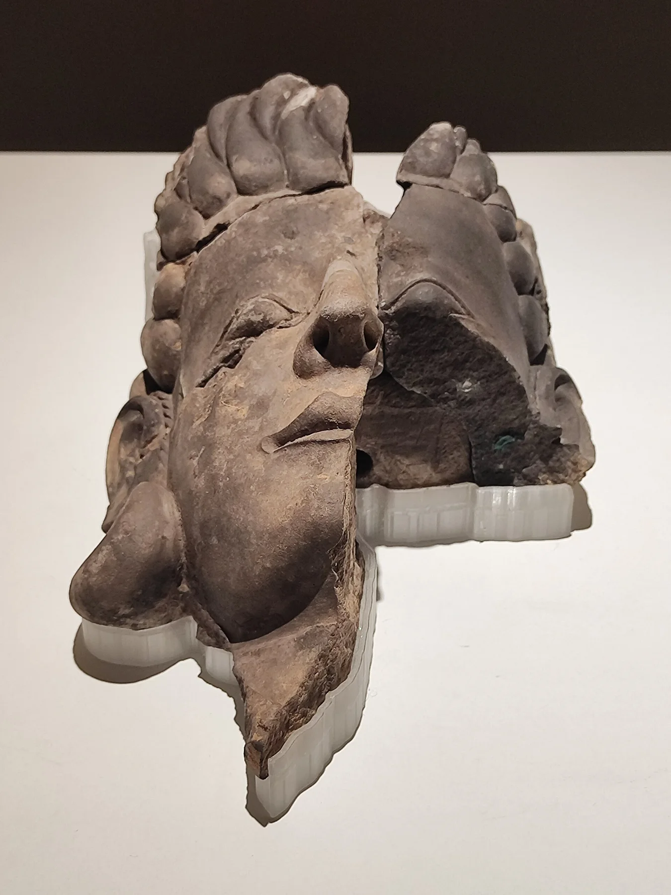 Relieves de Casas del Turuñuelo conservados en el Museo Arqueológico Nacional