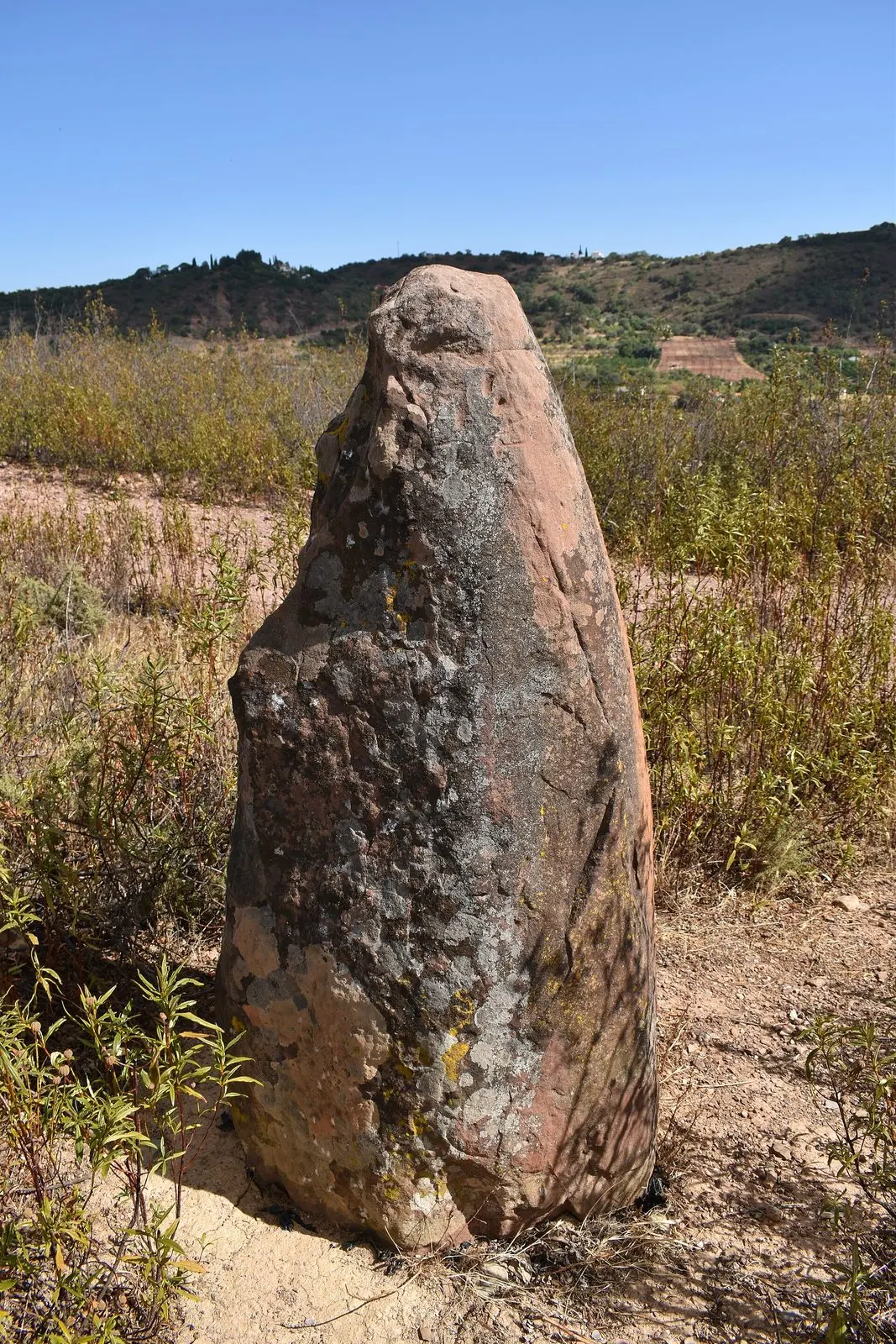 Menir de Vilarinha, en Silves, otro monumento megalítico del Algarve